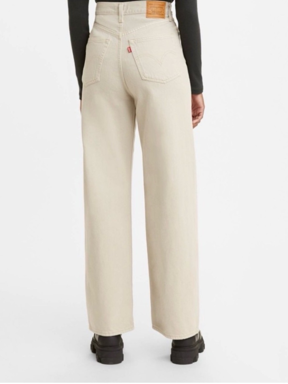 Levi's High-Rise Wide Leg Jeans in Cream